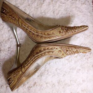Women's Embroidery/Beaded High Heel Gold Metallic Pump Size 8 Medium